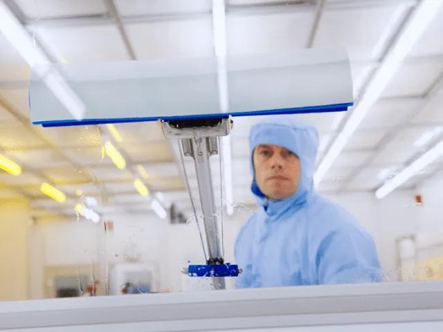 Cleanroom Cleaning