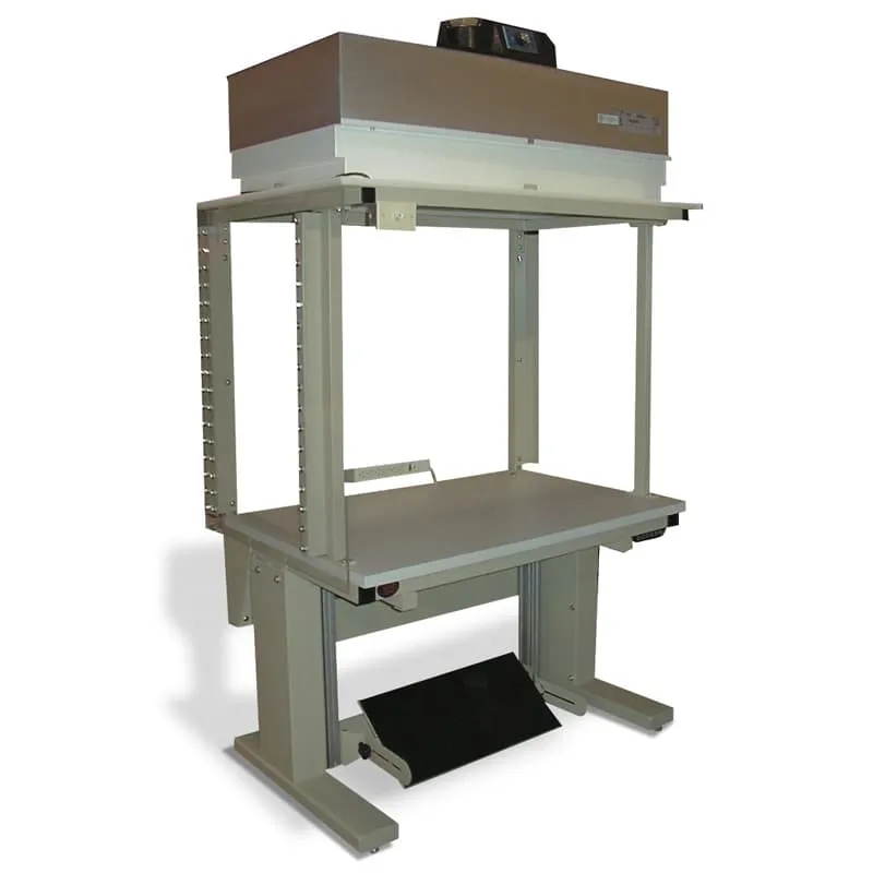 60in L x 30in W, 30in H - Laminar Flow Station Class 100 - Plastic Laminate