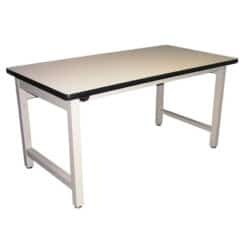Cleanroom Furniture & ESD Workstation